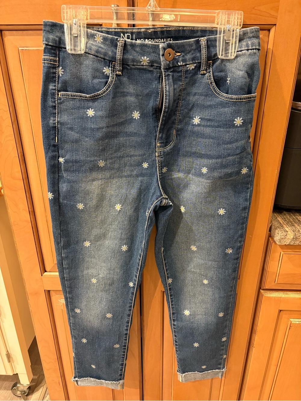 No Boundaries Blue Daisy print Cropped Ankle high rise Jeans